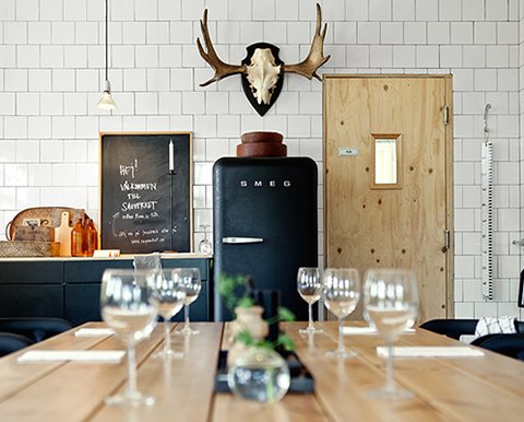 bloodandchampagne7142