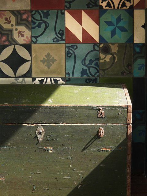 215240_143763622361267_1808229_n